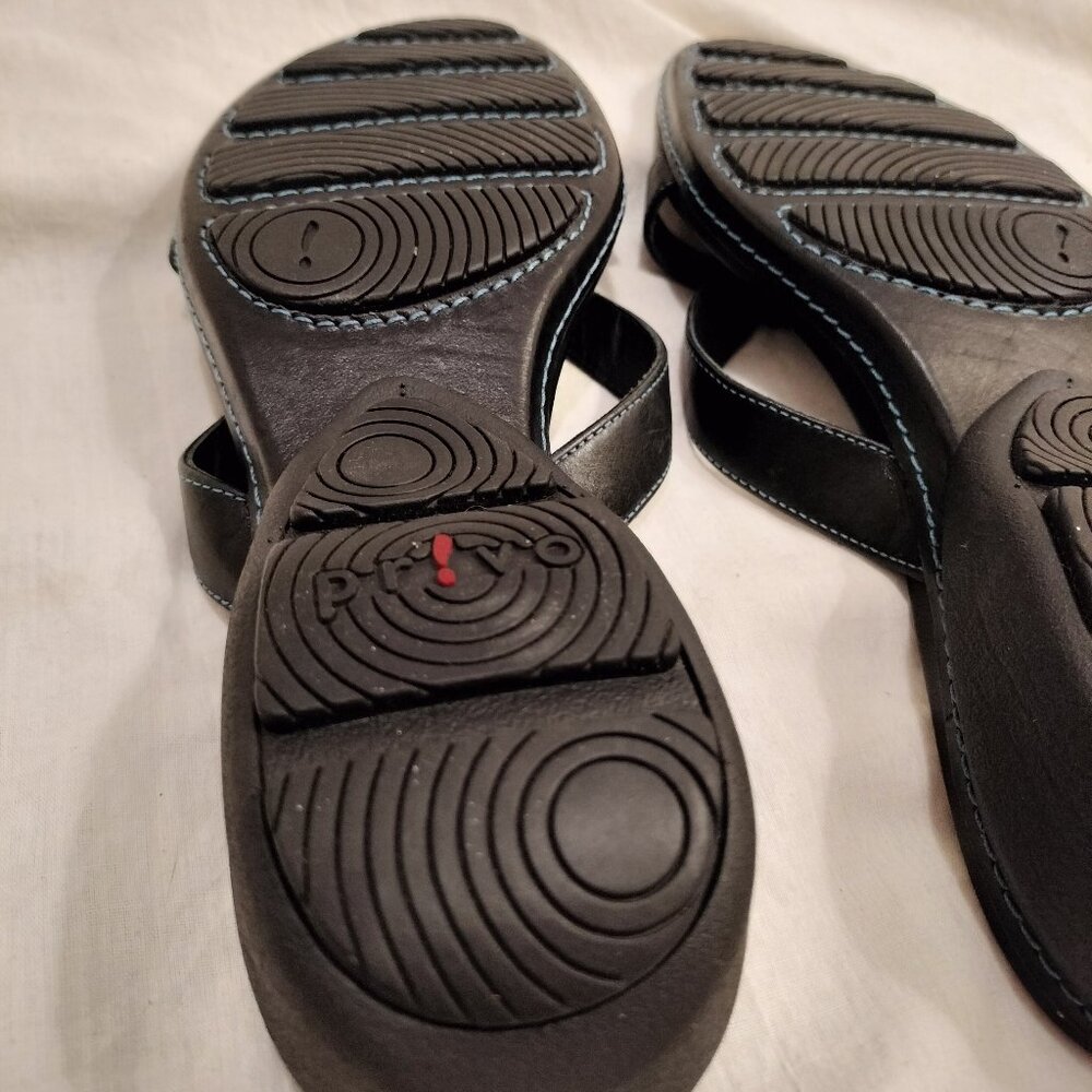 Privo by Clarks Black Leather Thong Sandals/Slides - Picture 8 of 9